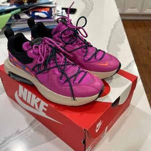 Nike Air Max Viva Sneakers